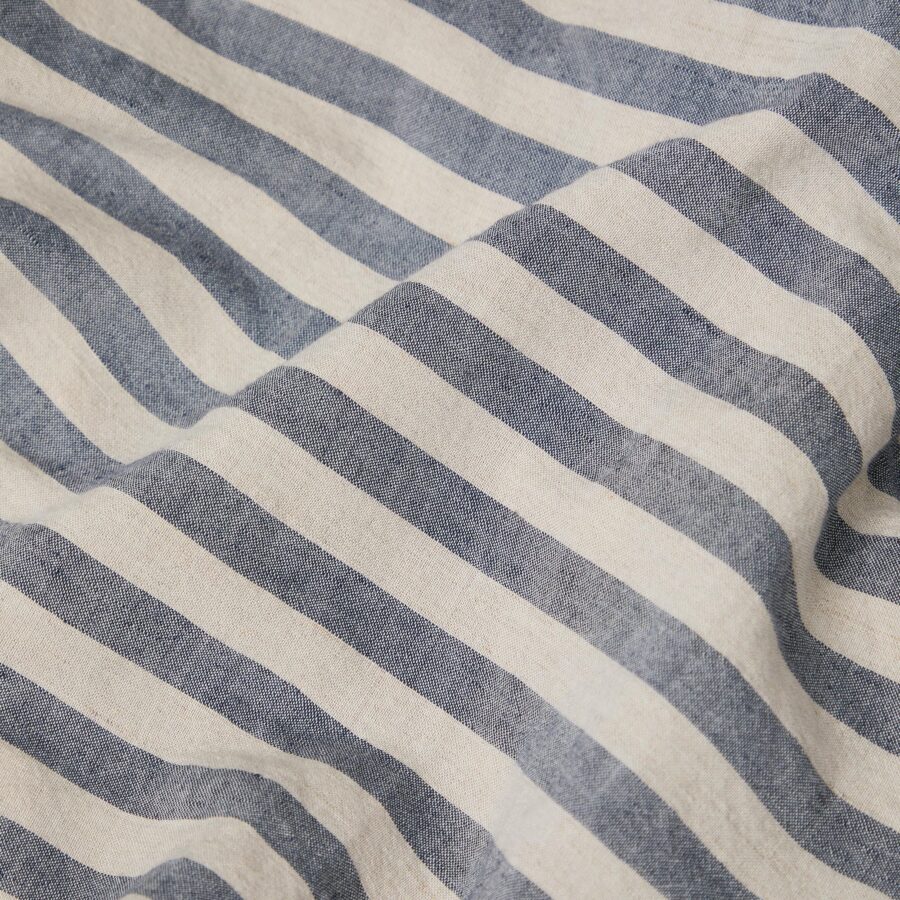 Zeyso Linen Blend Flat Sheet – Atlantic Pembroke Stripe - Image 2